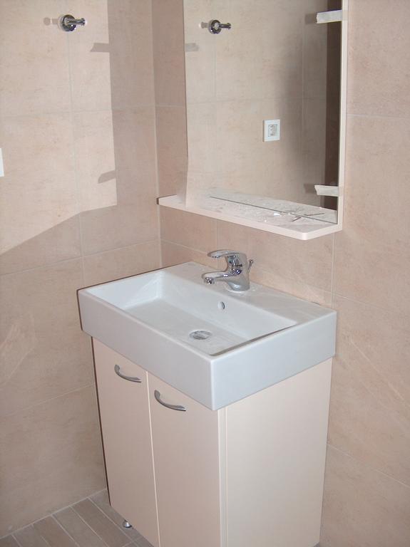 Gerona Mare Apartments Gerani  Oda fotoğraf