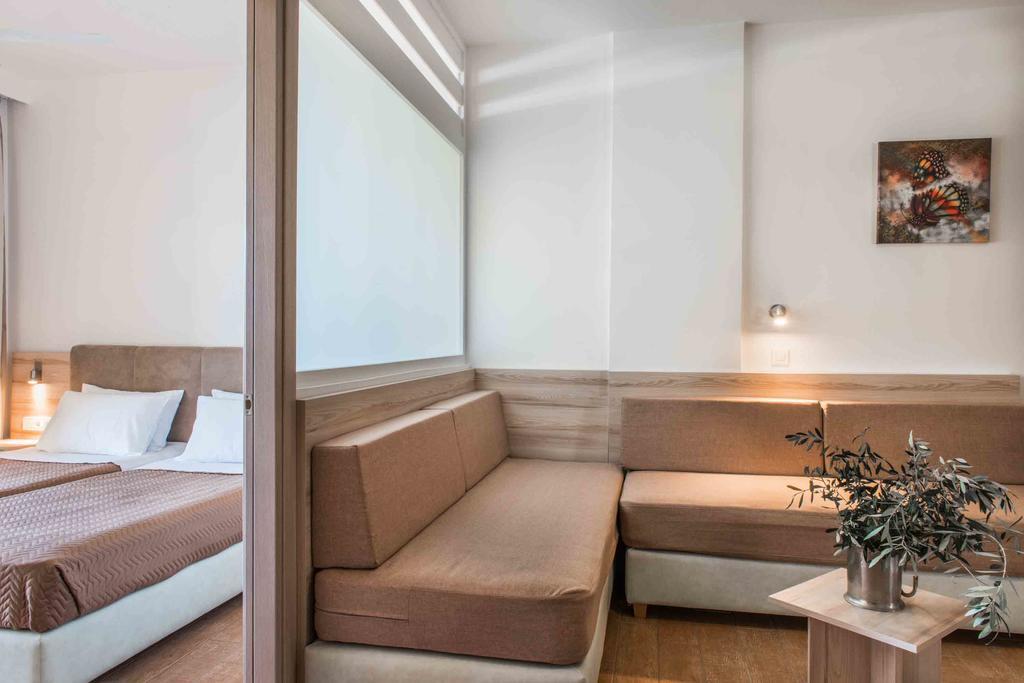 Gerona Mare Apartments Gerani  Dış mekan fotoğraf